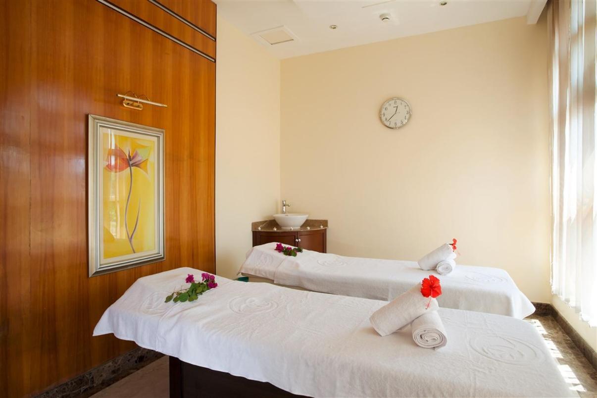 Hotel Ledger Plaza Bangui Exterior foto